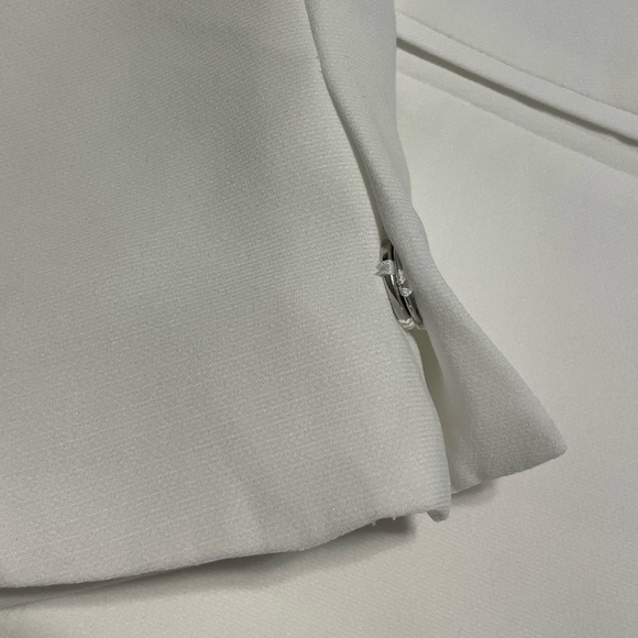 Forever 21 White Blazer - Picture 9 of 14